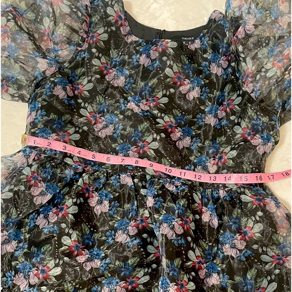 NWOT- FORVER 21 Floral Dress Size M - Picture 11 of 15